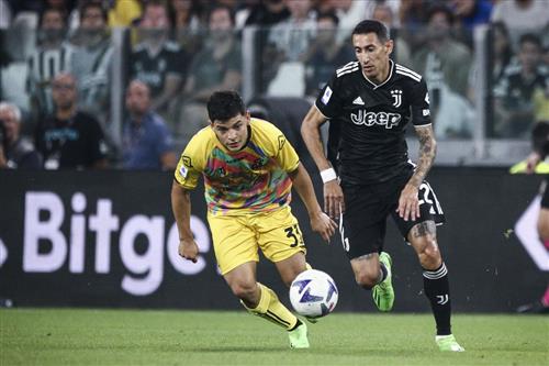 स्पेज़िया बनाम जुवेंटस