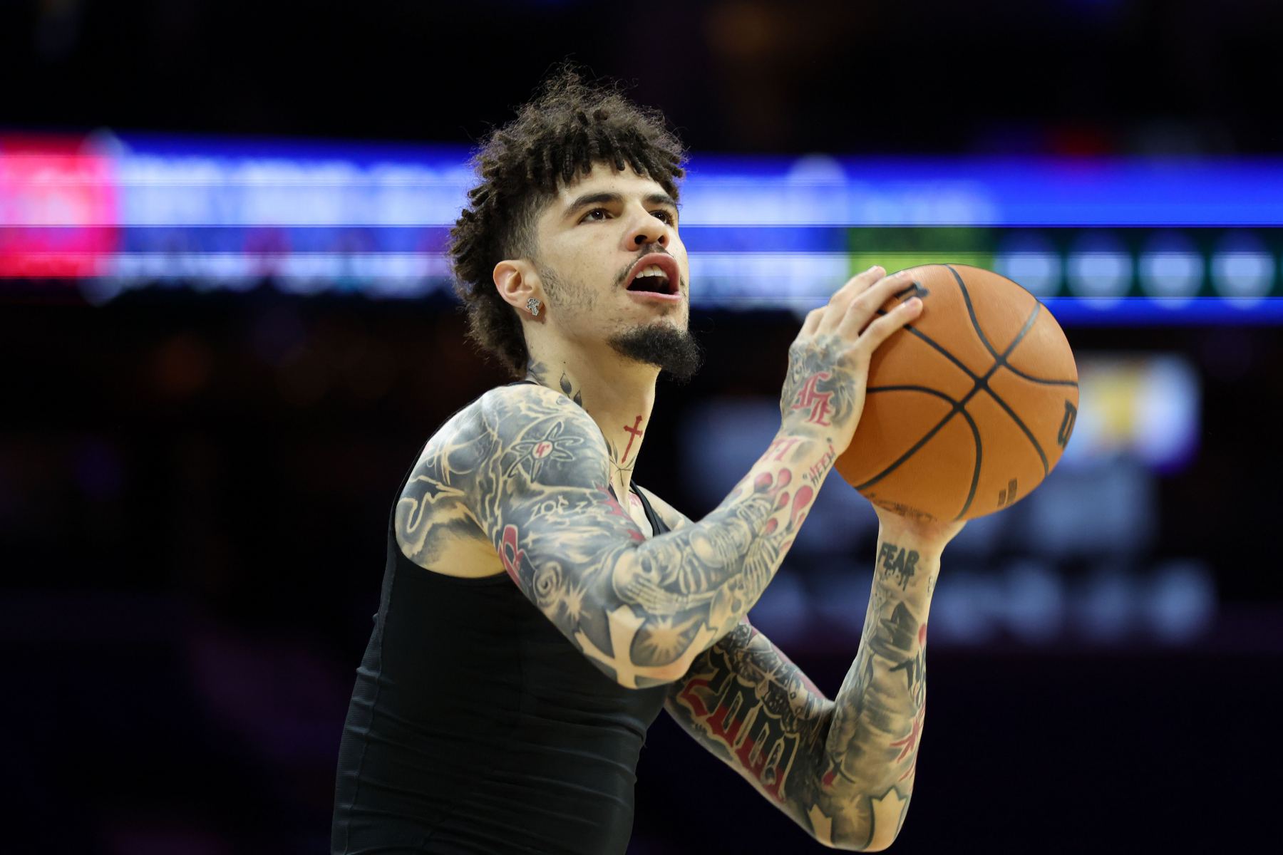 हॉर्नेट्स की चोट रिपोर्ट अपडेट: गेंद संदिग्ध है, सेक्स्टन के खेलने की संभावना है