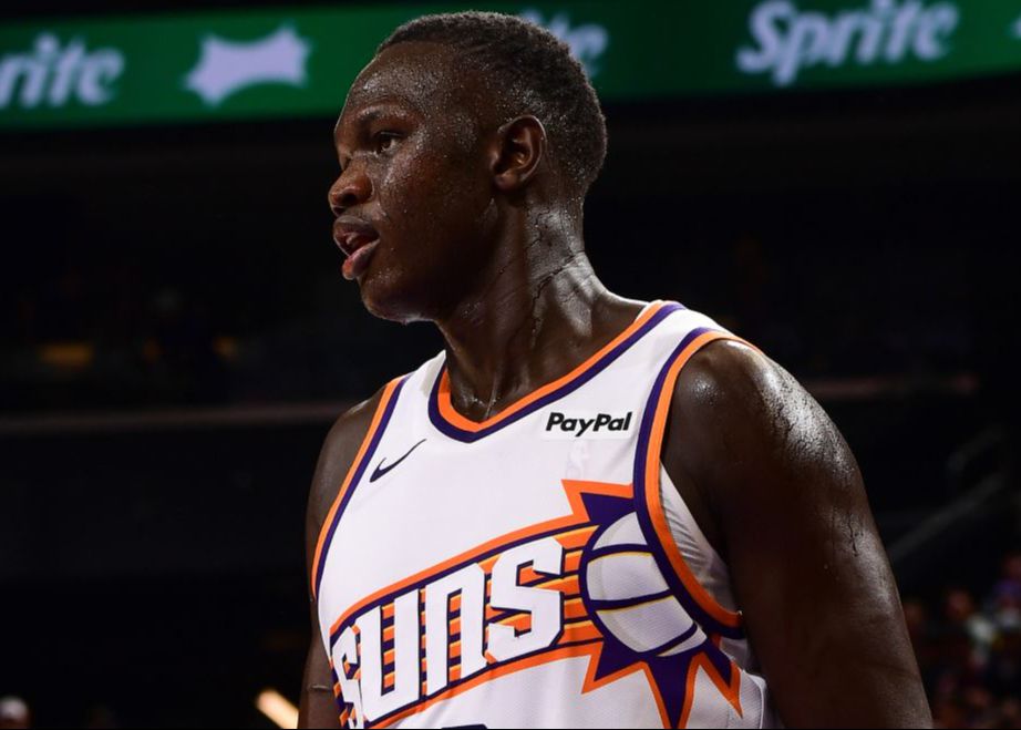 औसत प्रदर्शन! मलूच ने 2-ऑफ़-5 शूटिंग में 9 अंक, 4 रिबाउंड और 2 सहायता अर्जित की।