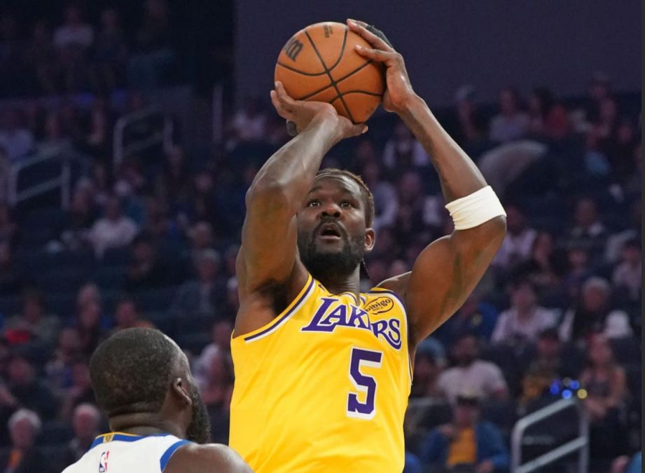 एयटन ने पहले 13 गेम में 4 बार 20+10 का स्कोर बनाया, और पिछले सीज़न में केवल 6 गेम थे।