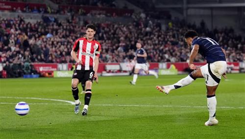 ब्रेंटफ़ोर्ड बनाम एस्टन विला