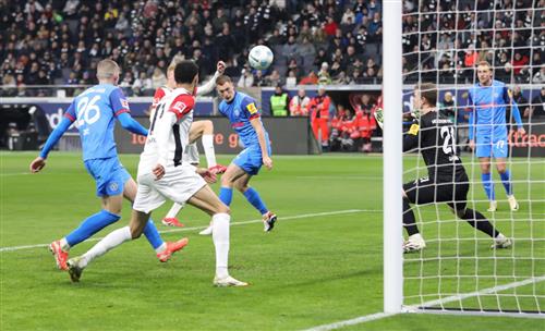 आइंट्राख्ट फ्रैंकफर्ट बनाम कील होल्स्टीन