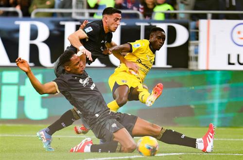 कैग्लियारी बनाम पर्मा