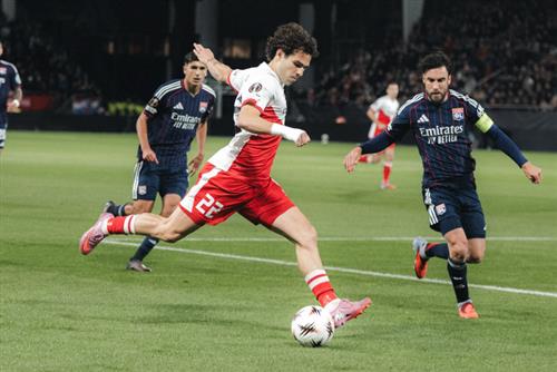 यूट्रेक्ट बनाम ल्योन