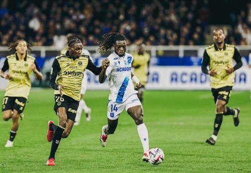 ऑक्सरे बनाम सेंट-इटियेन