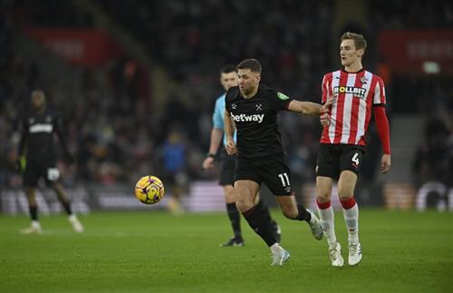 साउथेम्प्टन बनाम वेस्ट हैम यूनाइटेड