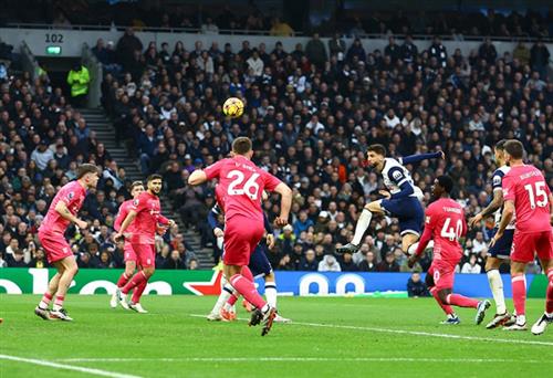 टोटेनहम हॉटस्पर बनाम इप्सविच टाउन