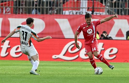 मोंज़ा बनाम वेनिस