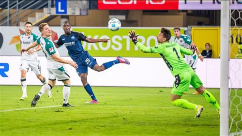 पैडरबोर्न 07 बनाम हनोवर 96