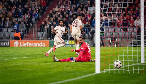 बायर्न म्यूनिख बनाम डिनामो ज़ाग्रेब