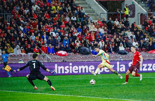 स्विट्जरलैंड बनाम स्पेन