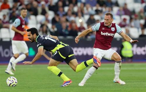 वेस्ट हैम यूनाइटेड बनाम मैनचेस्टर सिटी