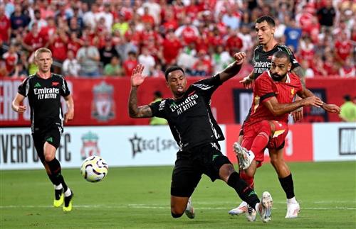 लिवरपूल बनाम आर्सेनल