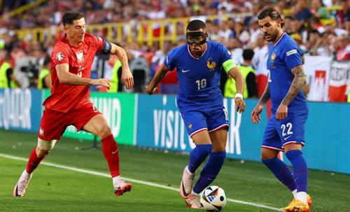 फ़्रांस बनाम पोलैंड