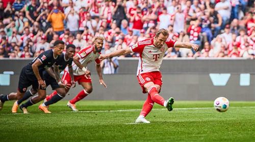 बायर्न म्यूनिख बनाम आइंट्राख्ट फ्रैंकफर्ट