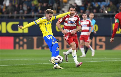 कैडिज़ बनाम ग्रेनाडा सीएफ