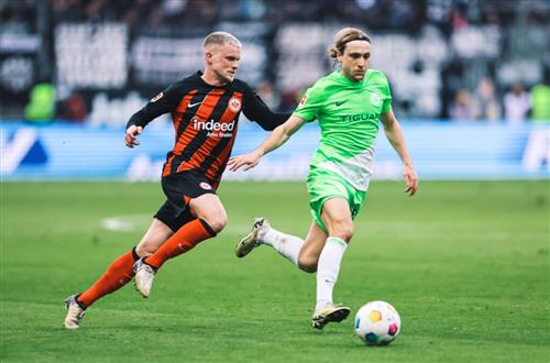 आइंट्राख्ट फ्रैंकफर्ट बनाम वोल्फ्सबर्ग