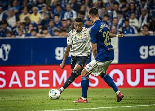 रियल ओविएडो बनाम रियल मैड्रिड