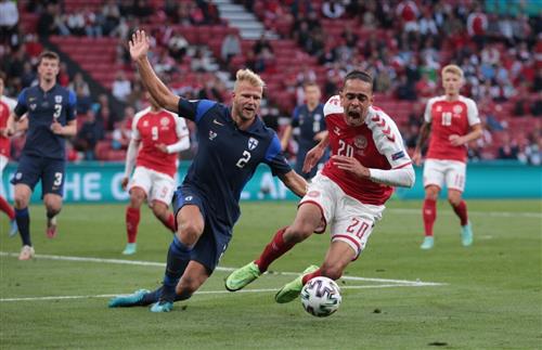 डेनमार्क बनाम स्लोवेनिया