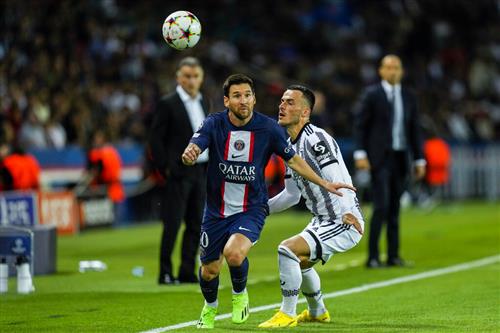 जुवेंटस बनाम पेरिस सेंट-जर्मेन