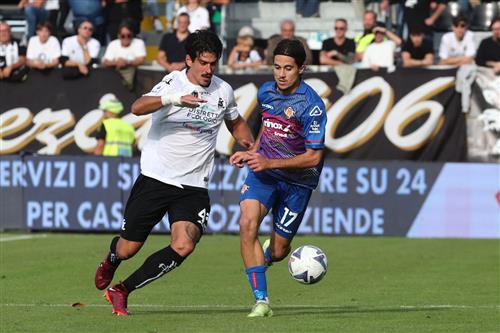 स्पेज़िया बनाम क्रेमोनीज़