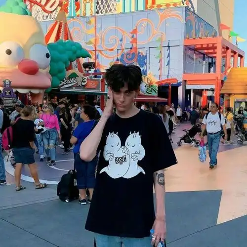 6686体育铁牌作者Malachi