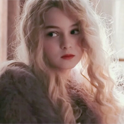 6686体育铜牌作者Blythe